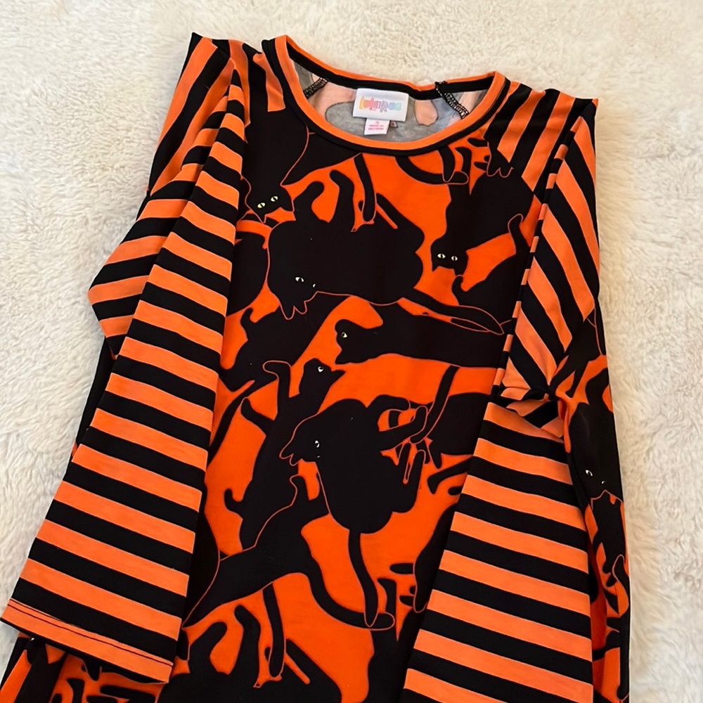 Lularoe Halloween shirt